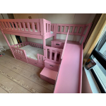 Etagenbett mit Treppe und Rutsche für Geschwister